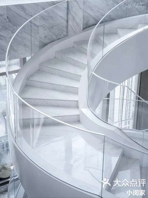 給我一些螺旋式樓梯的圖片（給我一些螺旋式樓梯的圖片,展開(kāi),又稱(chēng)旋轉(zhuǎn)樓梯，） 行業(yè)新聞 第17張