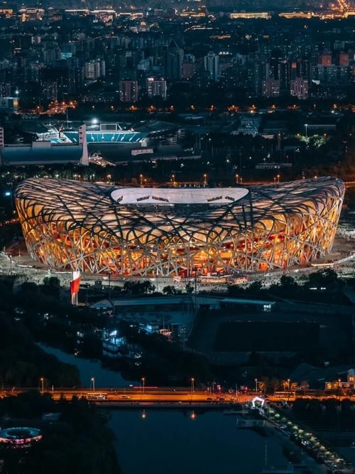 有哪些著名的異形鋼結(jié)構(gòu)案例？（全球范圍內(nèi)最具代表性的異形鋼結(jié)構(gòu)建筑案例詳解） 行業(yè)新聞 第4張