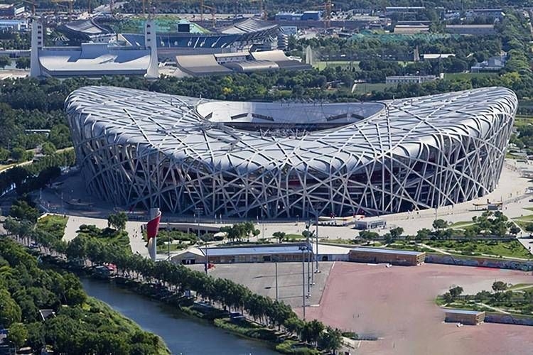 有哪些著名的異形鋼結(jié)構(gòu)案例？（全球范圍內(nèi)最具代表性的異形鋼結(jié)構(gòu)建筑案例詳解） 行業(yè)新聞 第5張