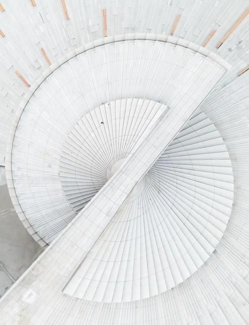 有哪些著名的異形鋼結(jié)構(gòu)案例？（全球范圍內(nèi)最具代表性的異形鋼結(jié)構(gòu)建筑案例詳解） 行業(yè)新聞 第16張