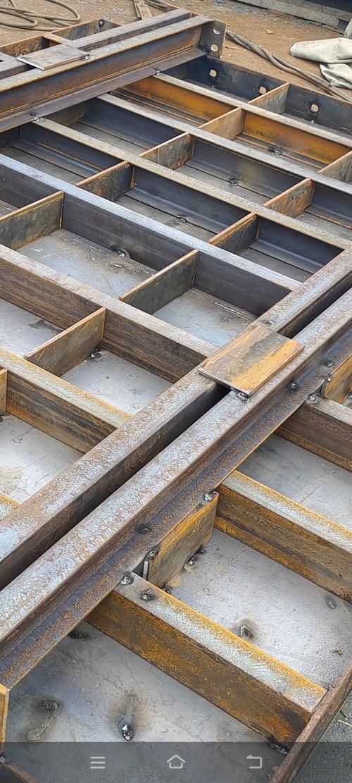 有哪些常見的異形鋼模板問題？（常見的異形鋼模板問題集中于陰角布置異形鋼模板問題） 行業(yè)新聞 第4張