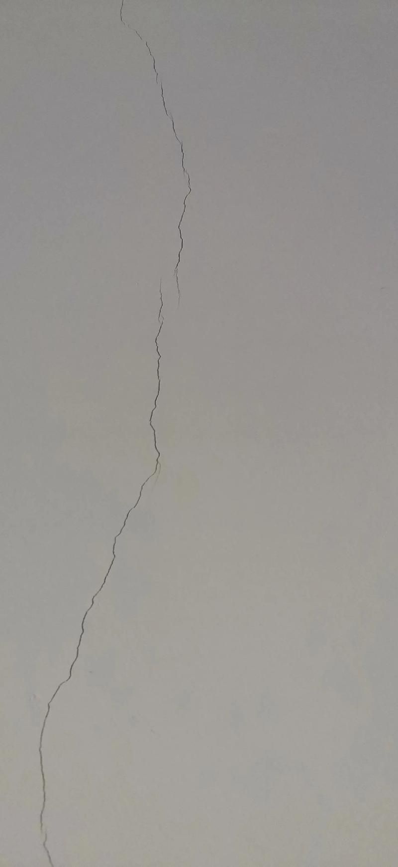 如何判斷房屋是否需要加固？（北京地區(qū)老舊建筑結(jié)構(gòu)安全性判斷房屋是否需要加固） 行業(yè)新聞 第1張