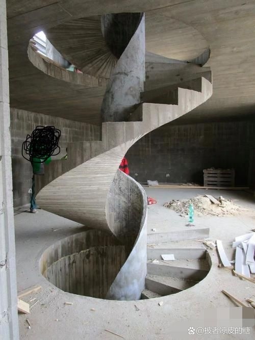 有沒(méi)有高清的螺旋樓梯圖片？（有沒(méi)有高清螺旋樓梯圖片？） 行業(yè)新聞 第18張