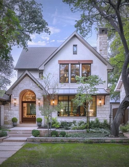 有沒有更多風格的別墅圖片？（如何選擇適合的別墅風格？） 行業(yè)新聞 第20張